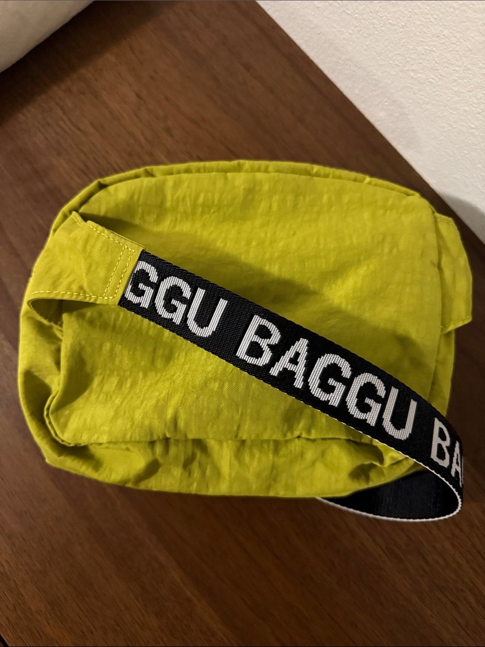 Baggu Fanny Pack - Chartreuse w/ OG Strap - Picture 2 of 2